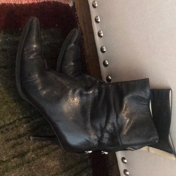 Gucci boots - Picture 1 of 5